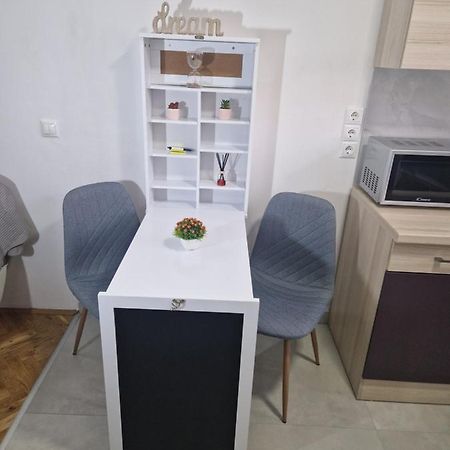 B-Tim Apartment Velika Gorica Buitenkant foto